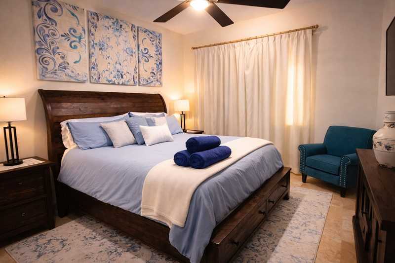 Master suite king bedroom